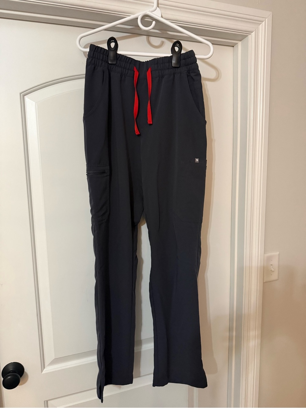 FIGS Charcoal scrub pants
